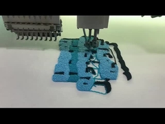 Homens com capuz de bordados cortados