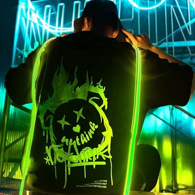 Roupas de rua masculinas 2024 Tendência de moda de verão T-shirt refletora de tamanho grande Design personalizado